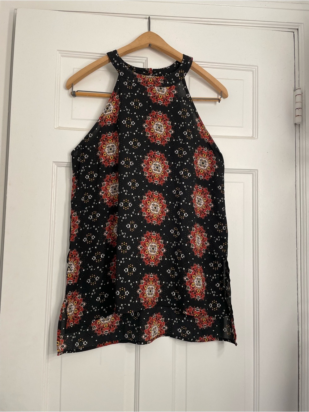 Paper Crane Black Floral-Print Halter Camisole